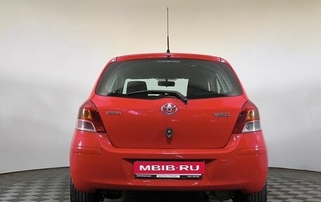 Toyota Yaris III рестайлинг, 2009 год, 450 000 рублей, 5 фотография