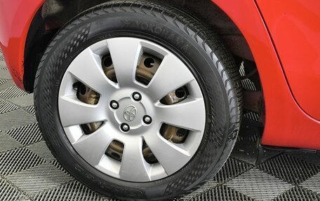 Toyota Yaris III рестайлинг, 2009 год, 450 000 рублей, 16 фотография