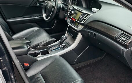 Honda Accord IX рестайлинг, 2013 год, 1 790 000 рублей, 7 фотография