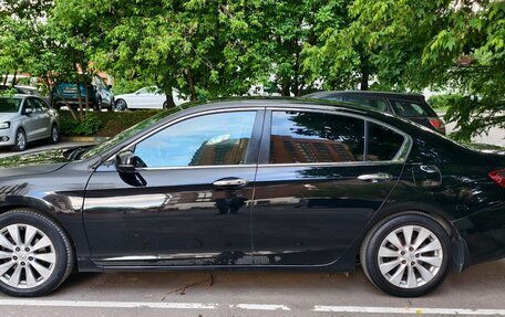 Honda Accord IX рестайлинг, 2013 год, 1 790 000 рублей, 2 фотография