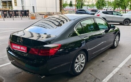 Honda Accord IX рестайлинг, 2013 год, 1 790 000 рублей, 4 фотография