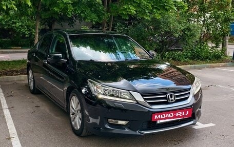 Honda Accord IX рестайлинг, 2013 год, 1 790 000 рублей, 5 фотография