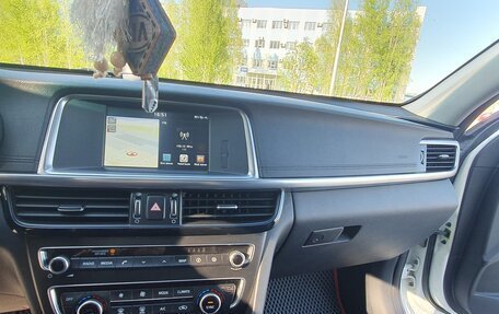 KIA Optima IV, 2017 год, 1 850 000 рублей, 16 фотография