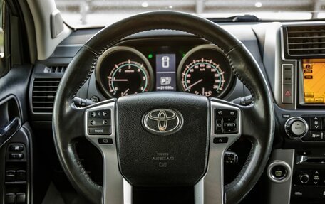 Toyota Land Cruiser Prado 150 рестайлинг 2, 2010 год, 2 648 000 рублей, 16 фотография