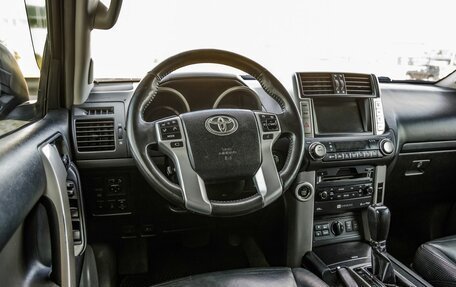 Toyota Land Cruiser Prado 150 рестайлинг 2, 2010 год, 2 648 000 рублей, 14 фотография