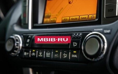 Toyota Land Cruiser Prado 150 рестайлинг 2, 2010 год, 2 648 000 рублей, 35 фотография