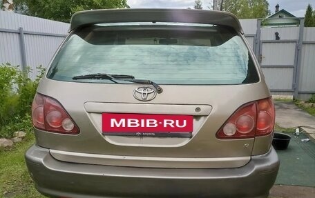 Toyota Harrier, 2002 год, 670 000 рублей, 2 фотография