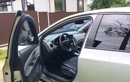 Chevrolet Cruze II, 2010 год, 720 000 рублей, 11 фотография
