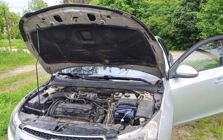 Chevrolet Cruze II, 2010 год, 720 000 рублей, 14 фотография