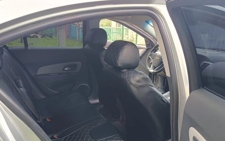 Chevrolet Cruze II, 2010 год, 720 000 рублей, 18 фотография