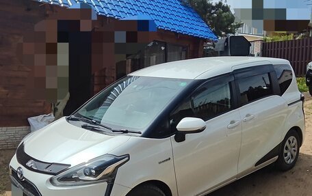 Toyota Sienta II, 2017 год, 1 450 000 рублей, 3 фотография