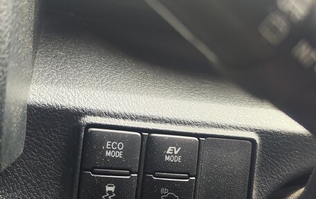 Toyota Sienta II, 2017 год, 1 450 000 рублей, 15 фотография