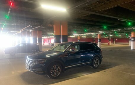 Volkswagen Touareg III, 2019 год, 4 249 999 рублей, 14 фотография
