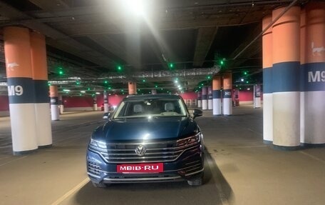 Volkswagen Touareg III, 2019 год, 4 249 999 рублей, 16 фотография