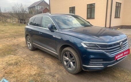 Volkswagen Touareg III, 2019 год, 4 249 999 рублей, 20 фотография