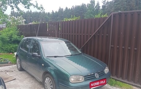Volkswagen Golf IV, 1998 год, 280 000 рублей, 2 фотография