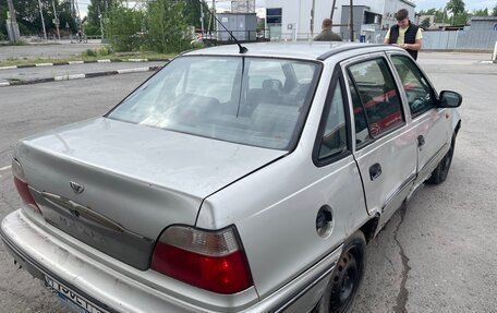 Daewoo Nexia I рестайлинг, 2006 год, 50 000 рублей, 3 фотография
