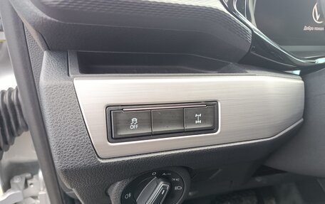 Volkswagen Multivan T6 рестайлинг, 2022 год, 8 590 000 рублей, 9 фотография