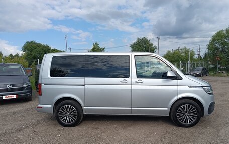 Volkswagen Multivan T6 рестайлинг, 2022 год, 8 590 000 рублей, 4 фотография