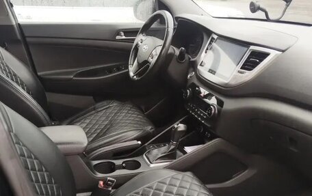 Hyundai Tucson III, 2018 год, 1 800 000 рублей, 6 фотография