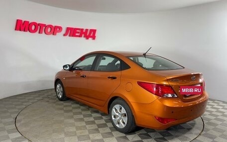 Hyundai Solaris II рестайлинг, 2015 год, 1 050 000 рублей, 6 фотография