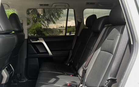 Toyota Land Cruiser Prado 150 рестайлинг 2, 2021 год, 6 399 000 рублей, 24 фотография