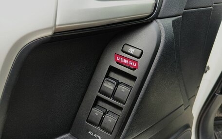 Toyota Land Cruiser Prado 150 рестайлинг 2, 2021 год, 6 399 000 рублей, 21 фотография