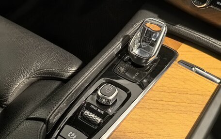 Volvo XC90 II рестайлинг, 2021 год, 4 890 000 рублей, 29 фотография