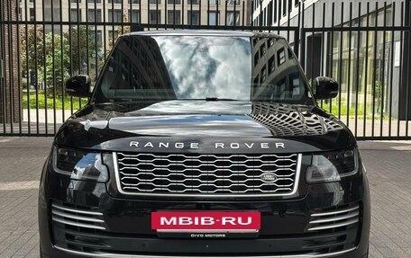 Land Rover Range Rover IV рестайлинг, 2018 год, 7 600 000 рублей, 3 фотография