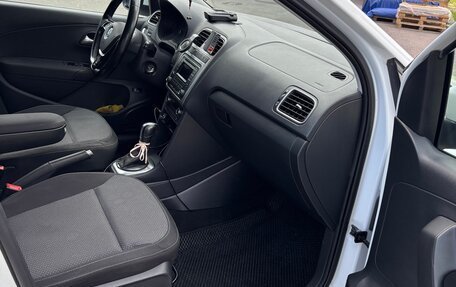 Volkswagen Polo VI (EU Market), 2017 год, 1 300 000 рублей, 4 фотография