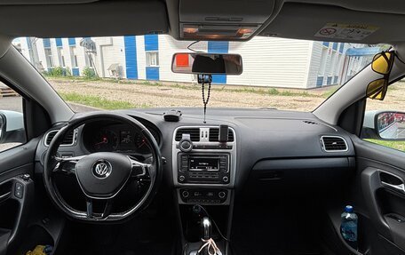 Volkswagen Polo VI (EU Market), 2017 год, 1 300 000 рублей, 10 фотография