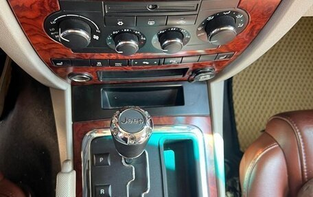 Jeep Commander, 2006 год, 1 359 000 рублей, 11 фотография