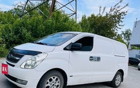 Hyundai Grand Starex Grand Starex I рестайлинг 2, 2008 год, 590 000 рублей, 12 фотография
