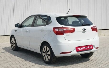 KIA Rio III рестайлинг, 2013 год, 850 000 рублей, 4 фотография