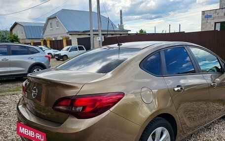 Opel Astra J, 2013 год, 680 000 рублей, 4 фотография