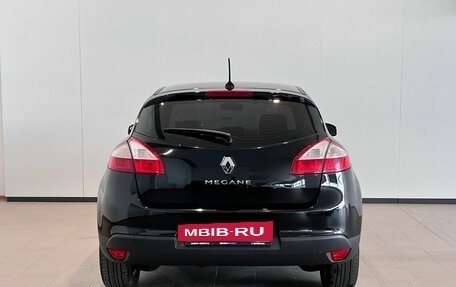 Renault Megane III, 2013 год, 899 000 рублей, 8 фотография
