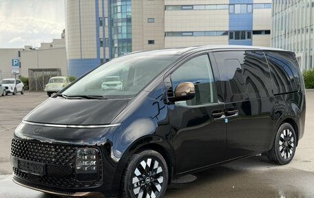 Hyundai Staria, 2025 год, 6 990 000 рублей, 3 фотография