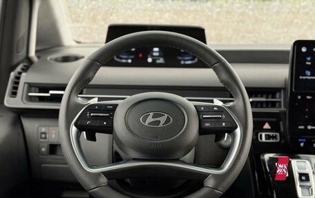 Hyundai Staria, 2025 год, 6 990 000 рублей, 17 фотография