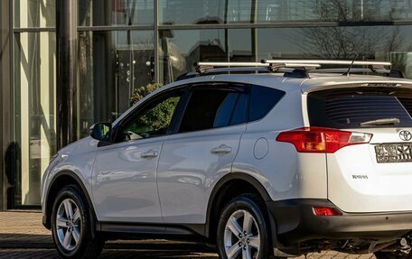 Toyota RAV4, 2015 год, 1 725 000 рублей, 9 фотография