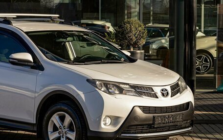 Toyota RAV4, 2015 год, 1 725 000 рублей, 8 фотография