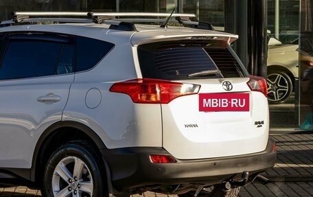 Toyota RAV4, 2015 год, 1 725 000 рублей, 10 фотография