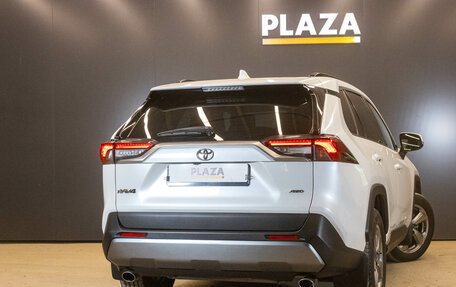 Toyota RAV4, 2019 год, 2 989 000 рублей, 3 фотография