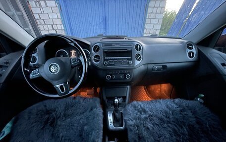 Volkswagen Tiguan I, 2011 год, 1 000 000 рублей, 11 фотография
