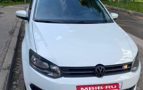 Volkswagen Polo VI (EU Market), 2014 год, 630 000 рублей, 2 фотография