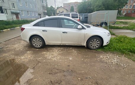 Chevrolet Cruze II, 2012 год, 800 000 рублей, 3 фотография