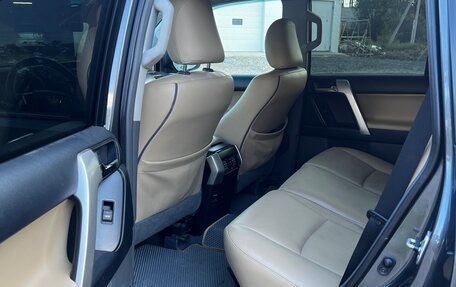 Toyota Land Cruiser Prado 150 рестайлинг 2, 2012 год, 2 700 000 рублей, 10 фотография