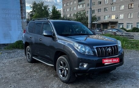 Toyota Land Cruiser Prado 150 рестайлинг 2, 2012 год, 2 700 000 рублей, 5 фотография