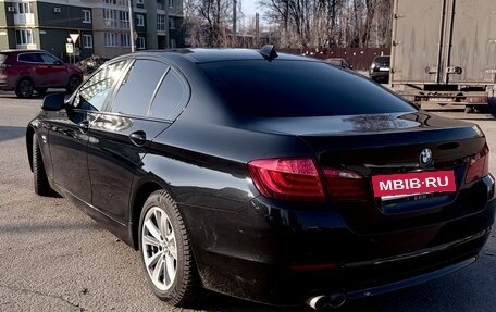 BMW 5 серия, 2012 год, 1 850 000 рублей, 3 фотография