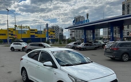 Hyundai Solaris II рестайлинг, 2017 год, 499 000 рублей, 4 фотография