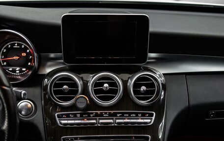 Mercedes-Benz C-Класс, 2017 год, 2 600 000 рублей, 25 фотография